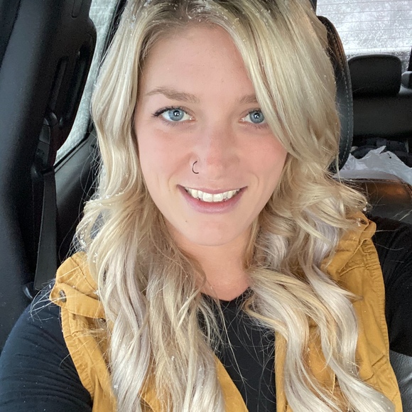 Meet your Posher, Savanah - Picture 1 of 1